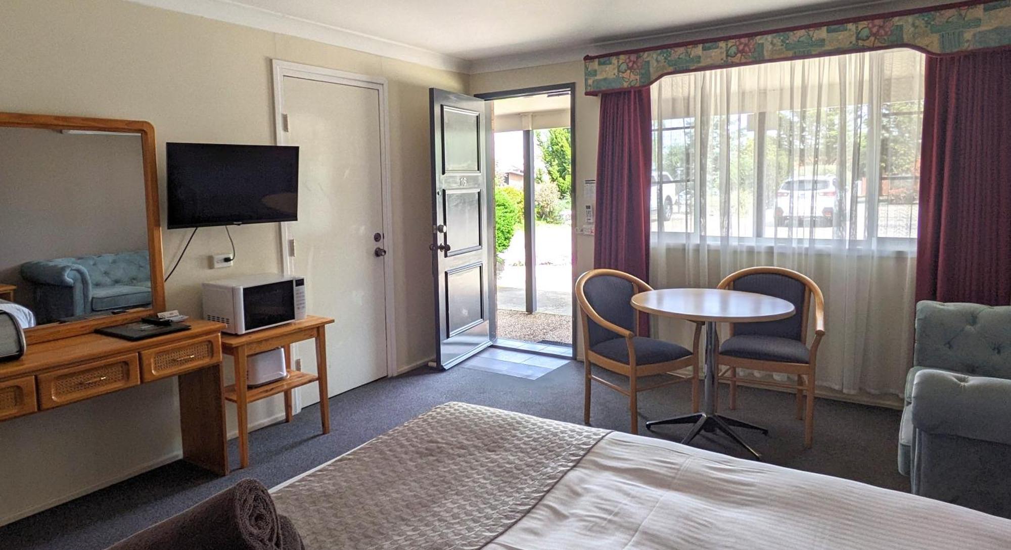 Highlands Motor Inn Oberon Extérieur photo