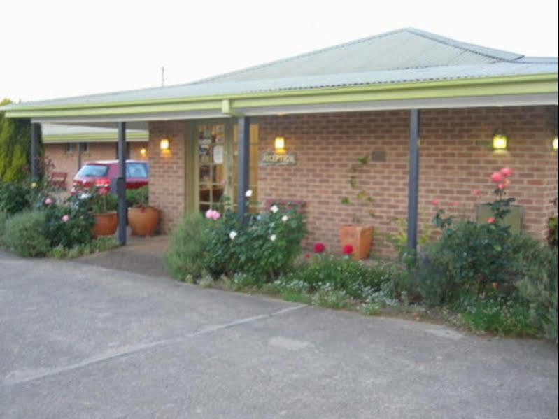 Highlands Motor Inn Oberon Extérieur photo